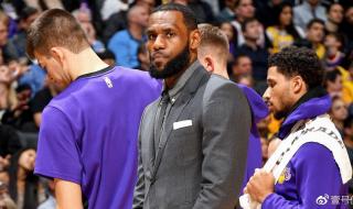 凯里欧文是哪个队的